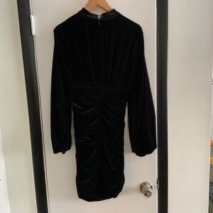 PrettyLittleThing Black Velvet Ruched Long Sleeve Mini Dress Size 8